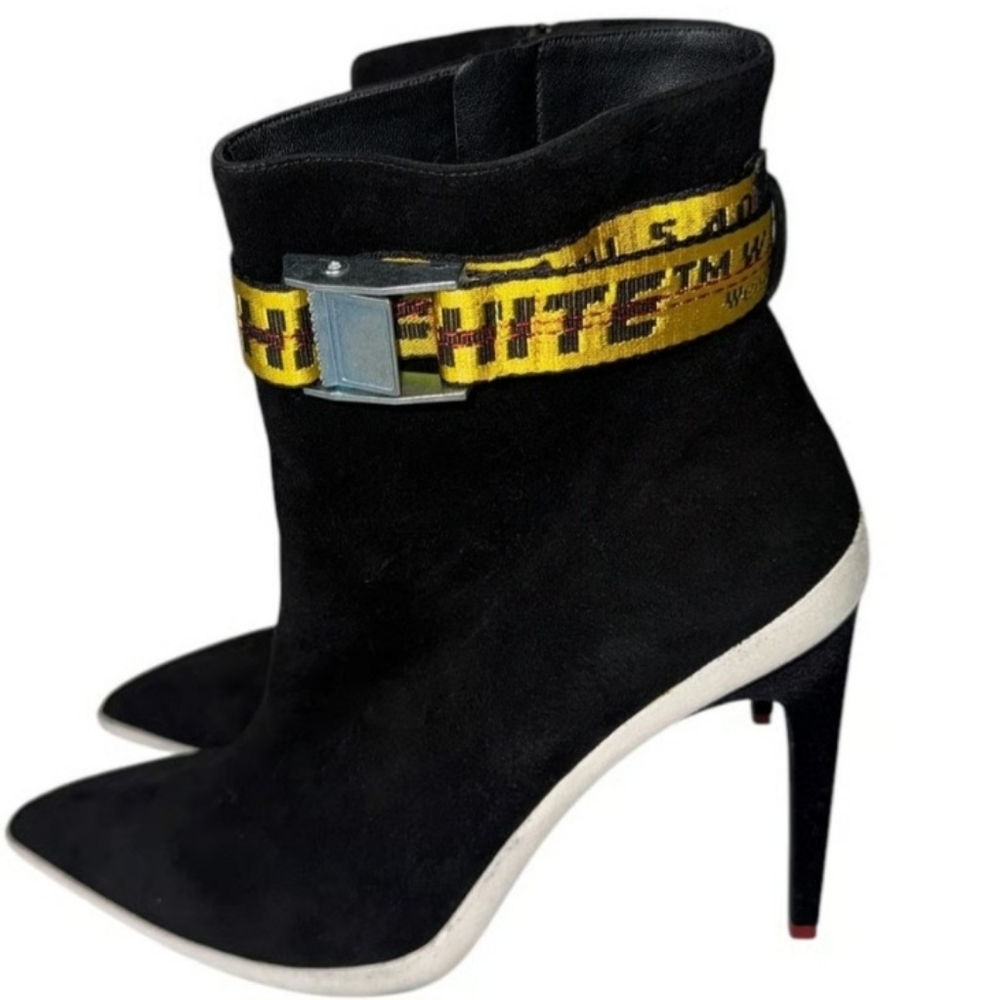 off-white ankle strap suede boots black & yellow Size 38 (Excellent Condition)